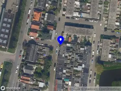 Ambulance met gepaste spoed naar de Buffelstraat in Rotterdam