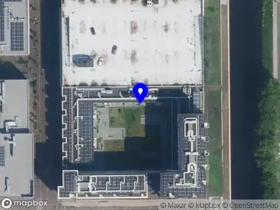 Ambulance met grote spoed naar de Costa del Sol in Haarlem