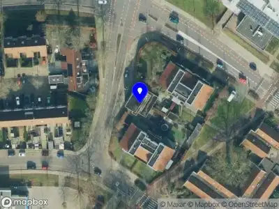 Politie naar de Nijenrode in Almelo vanwege aanrijding met letsel