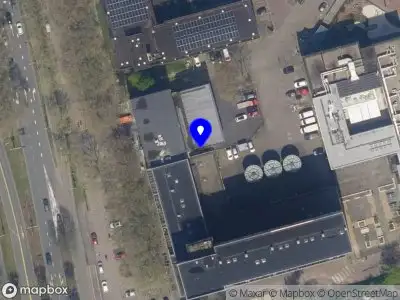 Brandweer met gepaste spoed naar de Walenburghof in Rotterdam vanwege een buitenbrand