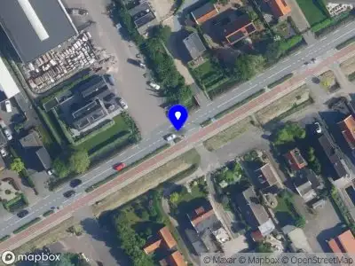 Brandweer met grote spoed naar de Nassaustraat in Aalsmeer vanwege afhijsen patient