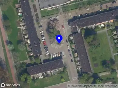 Ambulance met gepaste spoed naar de Van Moorselstraat in Rotterdam