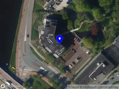 Ambulance met grote spoed naar de Laan van Beens in Rijswijk