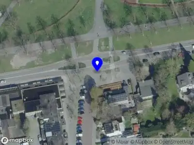 Brandweer met gepaste spoed naar de Ereprijsstraat in Uden vanwege afhijsen patient