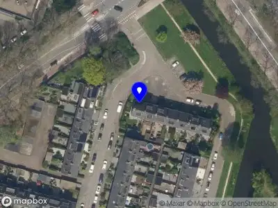 Ambulance met gepaste spoed naar de Markstraat in Ridderkerk