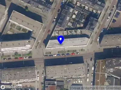 Ambulance met grote spoed naar de Goudse Rijweg in Rotterdam