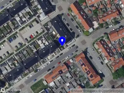 Ambulance met gepaste spoed naar de Theophile de Bockstraat in Dordrecht