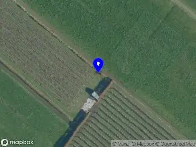 Brandweer met grote spoed naar de Veilingweg in Velddriel vanwege reanimatie