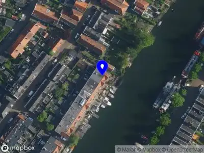 112 melding Brandweer met grote spoed naar de Vechtkade in Muiden vanwege gebouwbrand