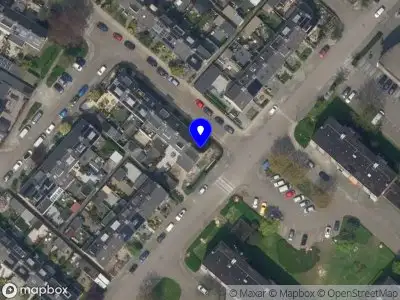 Ambulance met gepaste spoed naar de Ravelstraat in Ridderkerk