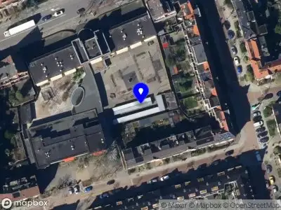 Brandweer met gepaste spoed naar de Kamerlingh Onnesstraat in Groningen vanwege stankoverlast