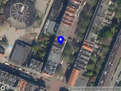 Ambulance met grote spoed naar de Kortekade in Rotterdam