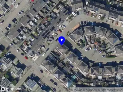 Ambulance met grote spoed naar de Truus Wijsmuller-Meijerpad in Spijkenisse