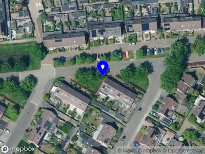 Brandweer met grote spoed naar de Wethouder Van Thiellaan in Barneveld vanwege afhijsen patient