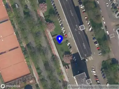 Ambulance met gepaste spoed naar de Holysingel in Vlaardingen