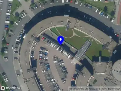 Ambulance met grote spoed naar de Kaaikhof in Assendelft