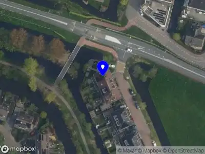 Ambulance met gepaste spoed naar de Doggersbanklaan in Reeuwijk