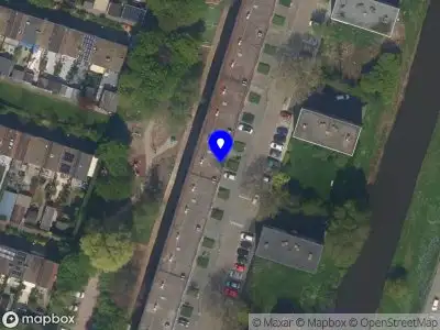Ambulance met grote spoed naar de Datheenstraat in Vlaardingen