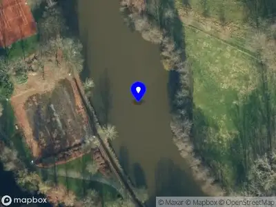 Brandweer met gepaste spoed naar de Duivecatelaan in Hellendoorn vanwege een buitenbrand