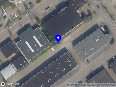 Ambulance met grote spoed naar de Rietbaan in Capelle aan den IJssel