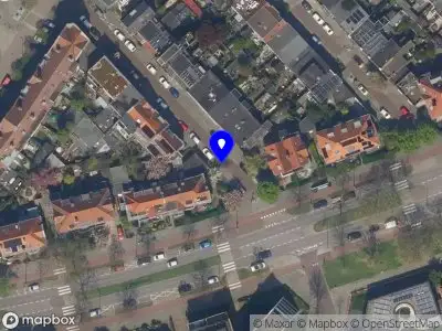 Ambulance met gepaste spoed naar de Tielman Oemstraat in Schiedam