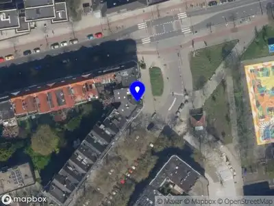 112 melding Ambulance met grote spoed naar de Henegouwerplein in Rotterdam