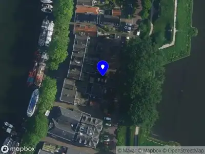 Politie naar de Ton Kootsingel in Muiden vanwege aanrijding met letsel