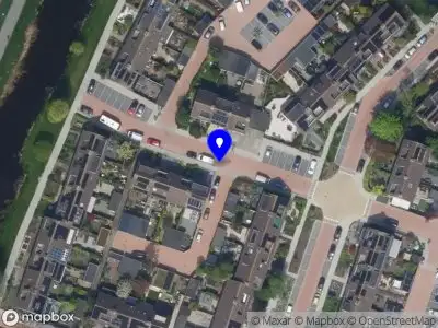 Ambulance met grote spoed naar de Patrijslaan in Ter Aar