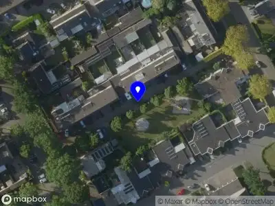 Brandweer met grote spoed naar de Hermelijnstraat in Maarheeze vanwege waarnemen gaslucht