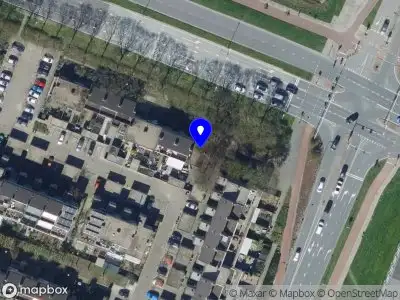 Ambulance met gepaste spoed naar de Hoge Weije in Hoogvliet Rotterdam