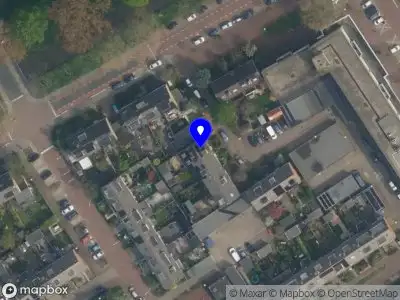 Ambulance met grote spoed naar de Nansenlaan in Pijnacker