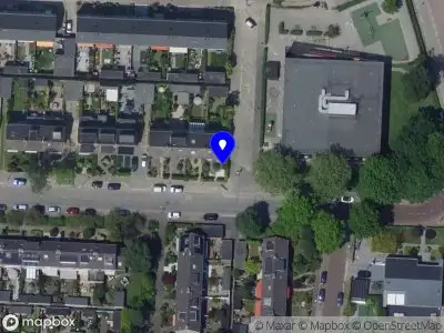 Ambulance met grote spoed naar de Dubbelsteynlaan West in Dordrecht