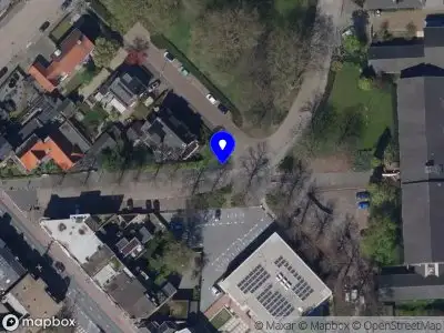 Brandweer met gepaste spoed naar de Lyceumlaan in Roosendaal vanwege een liftopsluiting