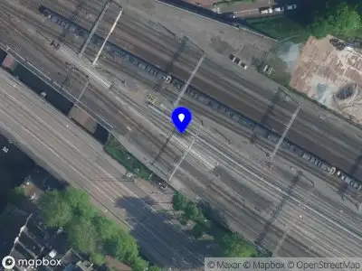 Politie met grote spoed naar de Droogbak in Amsterdam vanwege ongeval met letsel