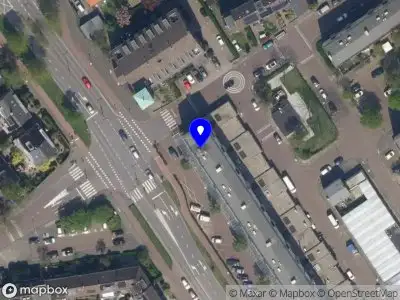 Ambulance met gepaste spoed naar de Van Hogendorplaan in Vlaardingen