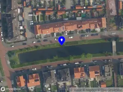 Ambulance met grote spoed naar de Liemerssingel in 's-Gravenhage