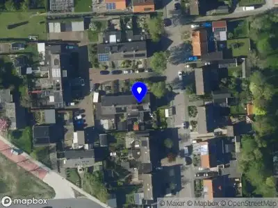 Ambulance met grote spoed naar de Woudhoek in Nibbixwoud