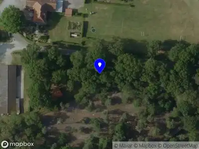 Brandweer met gepaste spoed naar de Laurabosweg in Weert vanwege een buitenbrand