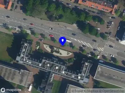 Ambulance met gepaste spoed naar de Kamperlaan in Haarlem