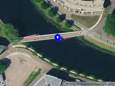 Brandweer met gepaste spoed naar de Havenweg in Apeldoorn vanwege afgaan automatisch brandalarm