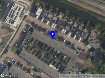 Ambulance met grote spoed naar de Jessicagang in Zoetermeer