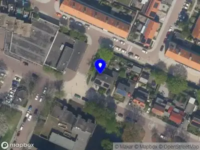 Ambulance met grote spoed naar de Molenweg in Rozenburg