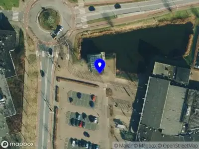 Brandweer met grote spoed naar de Haringvliet in Zwolle vanwege gebouwbrand