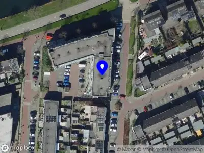 Ambulance met gepaste spoed naar de Eikenwede in Barendrecht