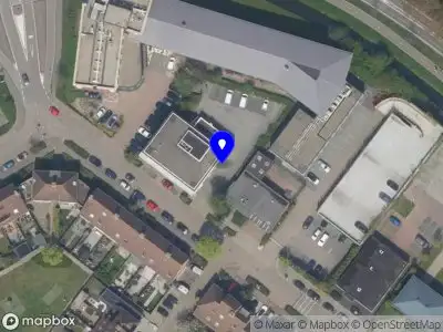 Ambulance met grote spoed naar de Amer in Brielle