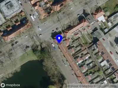 Politie naar de Hendrik de Keyzerplein in Eindhoven vanwege ongeval met letsel