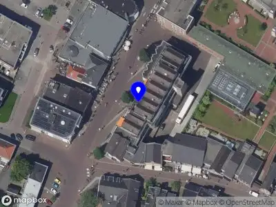 Ambulance met gepaste spoed naar de Veerpromenade in Papendrecht