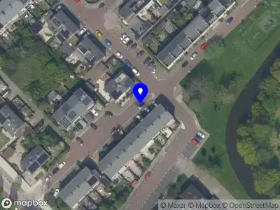 Ambulance met gepaste spoed naar de De Kanterstraat in Brielle