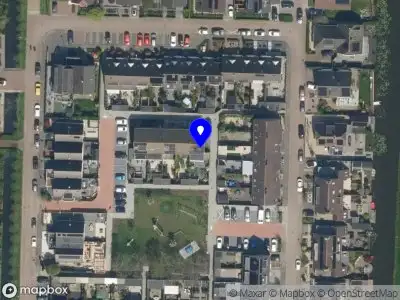 Ambulance met grote spoed naar de Klaver in Bergambacht