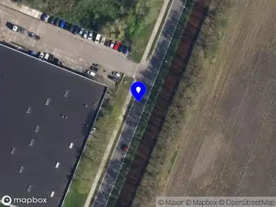 Ambulance en brandweer met grote spoed naar de Adriaan Tripweg in Veendam vanwege gebouwbrand